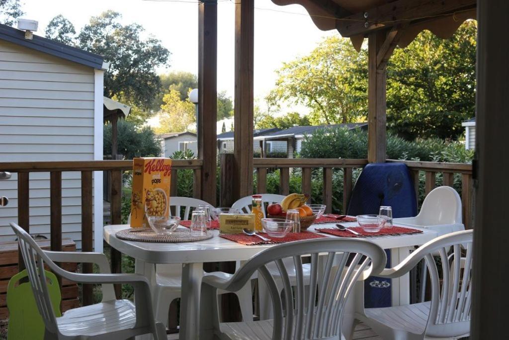 Camping Parc Mogador Sanary-sur-Mer Esterno foto