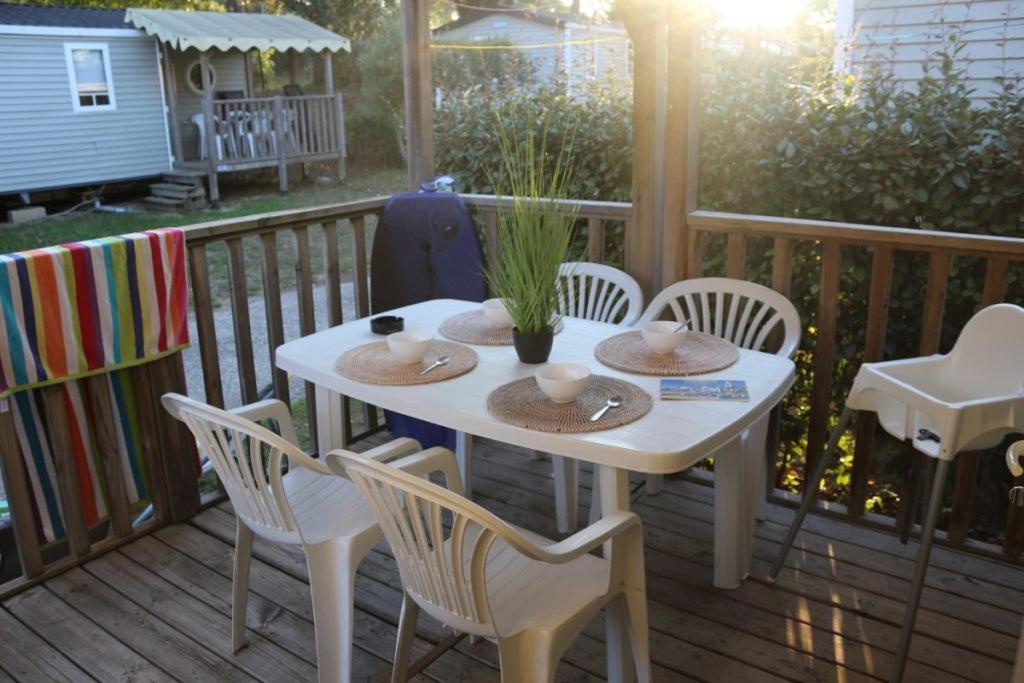 Camping Parc Mogador Sanary-sur-Mer Esterno foto