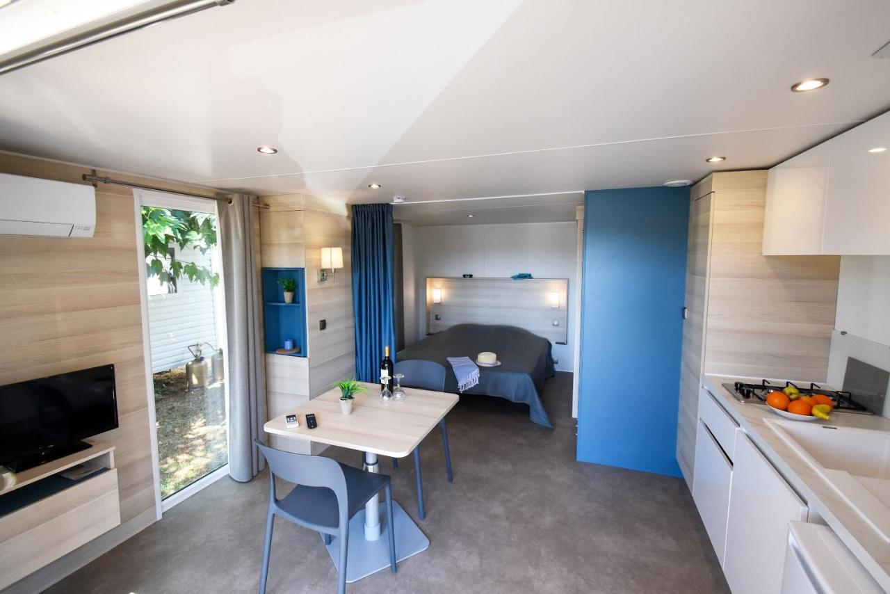 Camping Parc Mogador Sanary-sur-Mer Esterno foto